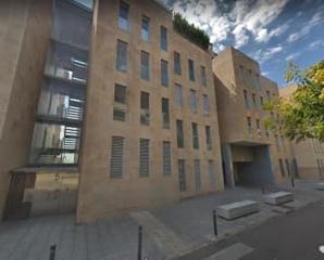 Appartement  C/ sant valenti. Solvia inmobiliaria  piso terrassa