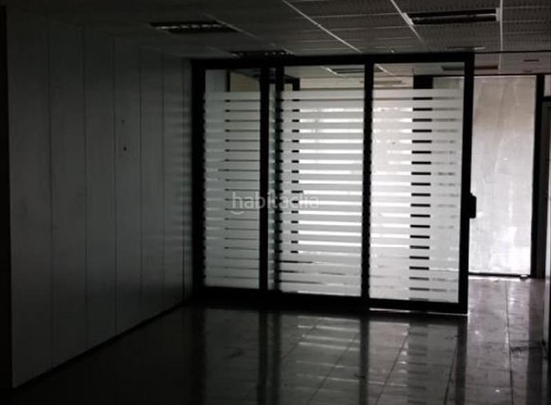 Foto 94ae4d19-4356-4562-aaff-8eb82115620a. Affitto locale commerciale in Torrent Ballester Viladecans