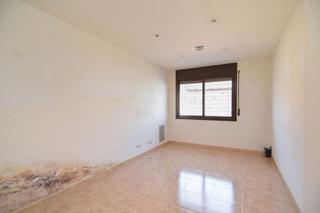 Pis  C/ pablo garnica. Solvia inmobiliaria  piso tordera