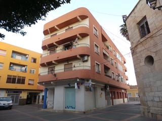 Pis  C/ general prim. Solvia inmobiliaria  piso catral
