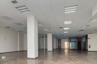 Miete Geschäftsraum  C/ santa maría. Solvia inmobiliaria  locales jerez de la frontera
