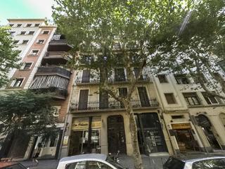 Appartement  C/ villarroel. Solvia inmobiliaria  piso barcelona