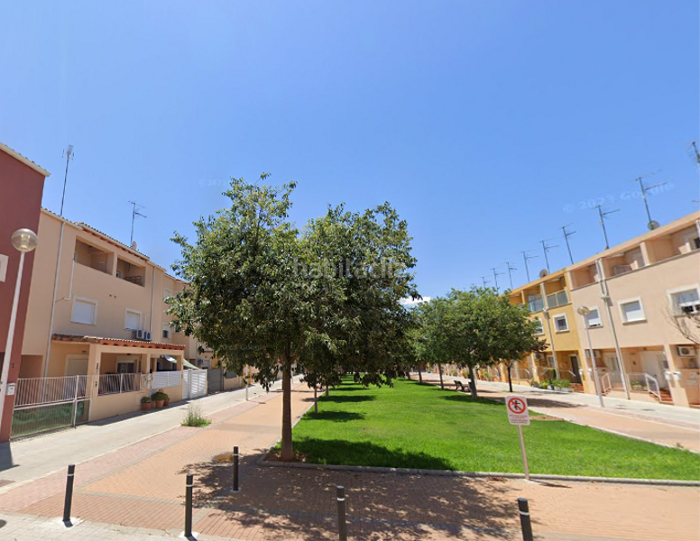 Foto 24cd0b16-4747-4ba2-8bc0-f777ad342875. Casa pareada solvia inmobiliaria chalet adosado en Puçol