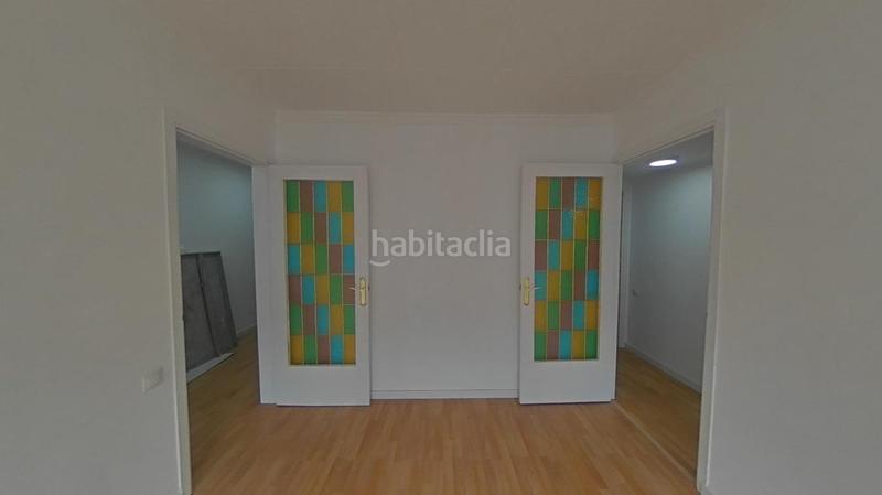 Foto 6980ebec-b4da-42e6-9436-cd5a948690b4. Flat in Creu de Barberà Sabadell