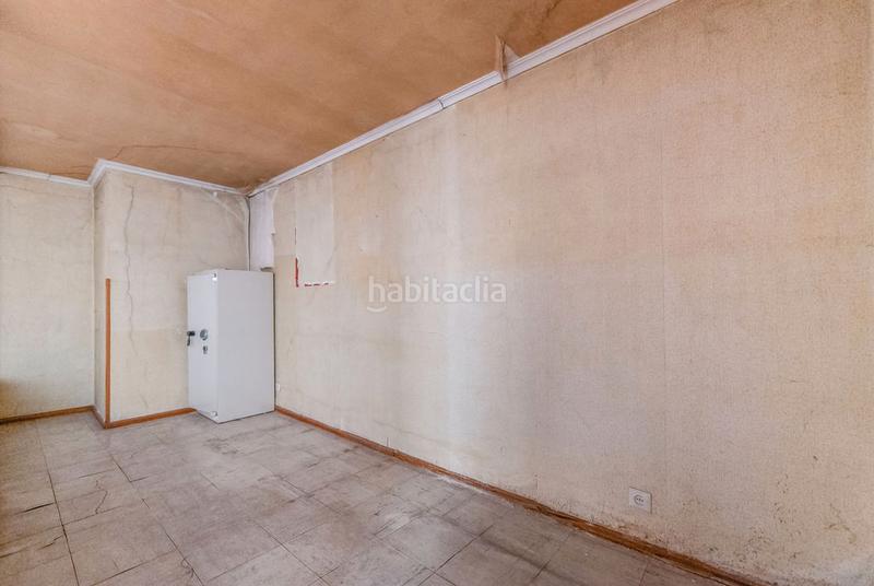Foto bc3880e5-2b05-4206-9e86-8bd38aef9e6f. Local comercial solvia inmobiliaria locales en Caño Argales Valladolid