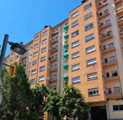 Pis  C/ paisos catalans. Solvia inmobiliaria  piso salt