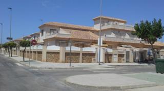 Maison jumelée  C/ peña del águila. Solvia inmobiliaria  chalet adosado pilar de la horadada