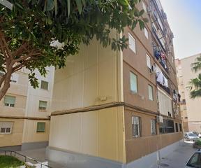 Pis  C/ servando camuñez. Solvia inmobiliaria  piso san fernando