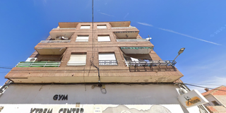 Pis  C/ murcia. Solvia inmobiliaria  piso cox