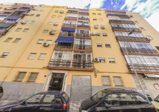 Piso  C/ cura merino. Solvia inmobiliaria  piso málaga