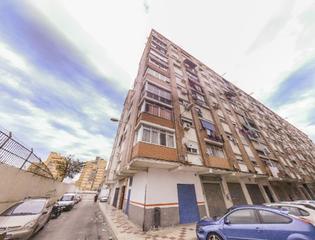 Piso  C/ jerusalén. Solvia inmobiliaria  piso málaga