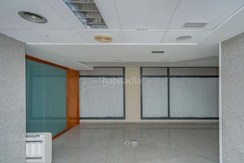 Foto 912dcc57-e2e6-4bc4-9a40-08de179ef843. Affitto locale commerciale in Creu de la Mà Figueres