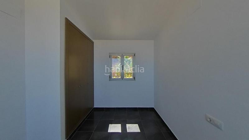 Foto 4f626ea8-46a7-4e00-99ea-1ae6653801d8. Casa aparellada a Oltamar - Cucarres Calp