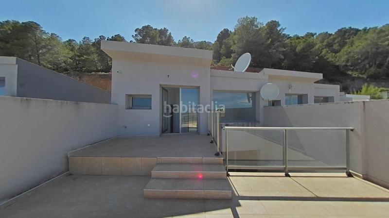 Foto aacf0a03-1ecd-490f-9882-2a18c6c48e39. Casa aparellada a Oltamar - Cucarres Calp