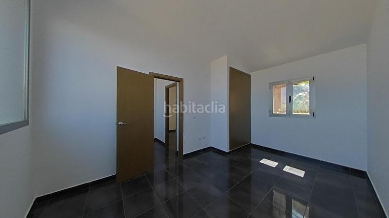 Foto d9959d84-7322-4516-9917-c219cdef956d. Casa aparellada a Oltamar - Cucarres Calp