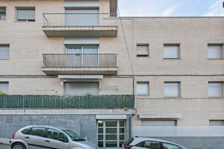 Appartement  C/ poeta jaume vila. Solvia inmobiliaria  piso gelida