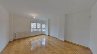 Pis  C/ león felipe. Solvia inmobiliaria  piso fuenlabrada
