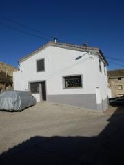 Casa aparellada  C/ alta. Solvia inmobiliaria  chalet adosado almudévar