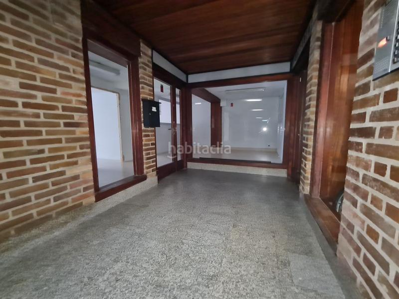 Foto 739cf29b-9e33-4b18-9acd-fbb8cd61bd90. Lloguer local comercial a Hernani