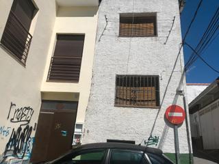 Edificio  Tr angosta. Solvia inmobiliaria  edificio san martín de valdeiglesias