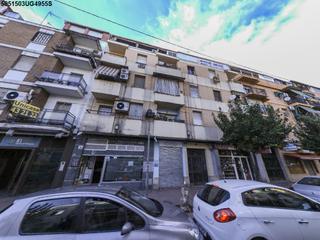 Pis  Av/ de la viñuela. Solvia inmobiliaria  piso córdoba