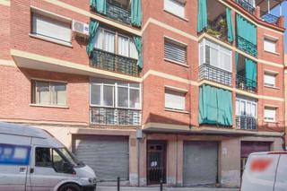 Attico  C/ pau. Solvia inmobiliaria  ático santa coloma de gramenet