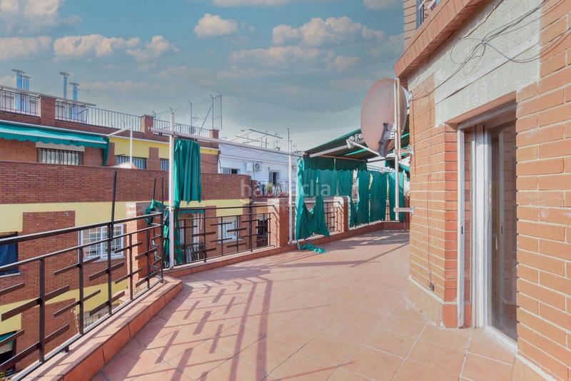 Foto 6c626004-0874-4d4e-bad2-37ad0dc9a401. Ático solvia inmobiliaria ático en Fondo Santa Coloma de Gramenet