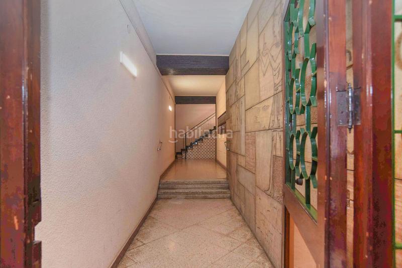 Foto 6f293eaa-5e8e-4755-aa4d-73a9ce9e121a. Ático solvia inmobiliaria ático en Fondo Santa Coloma de Gramenet