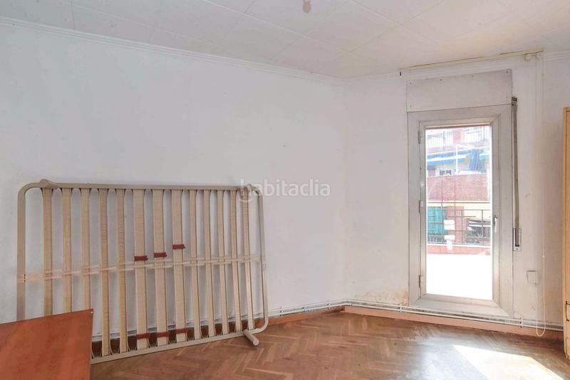 Foto b53b9272-d84e-4d5c-9503-10e444fa9d27. Ático solvia inmobiliaria ático en Fondo Santa Coloma de Gramenet