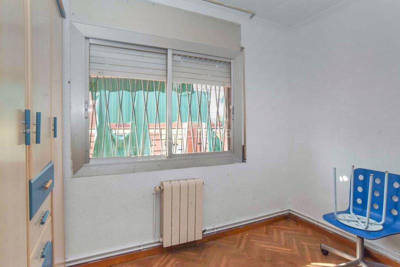 Foto fd5c5234-1063-4615-a99a-241163afe867. Ático solvia inmobiliaria ático en Fondo Santa Coloma de Gramenet