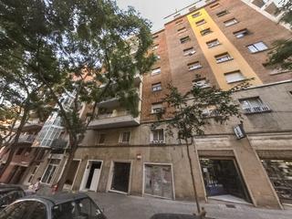 Local Comercial en C/ Padilla