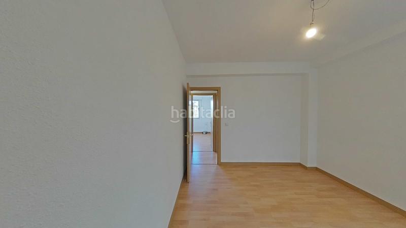 Foto f718ac35-99c3-4647-8008-3058921ab506. Alquiler piso solvia inmobiliaria piso en Juan de la Cierva Getafe