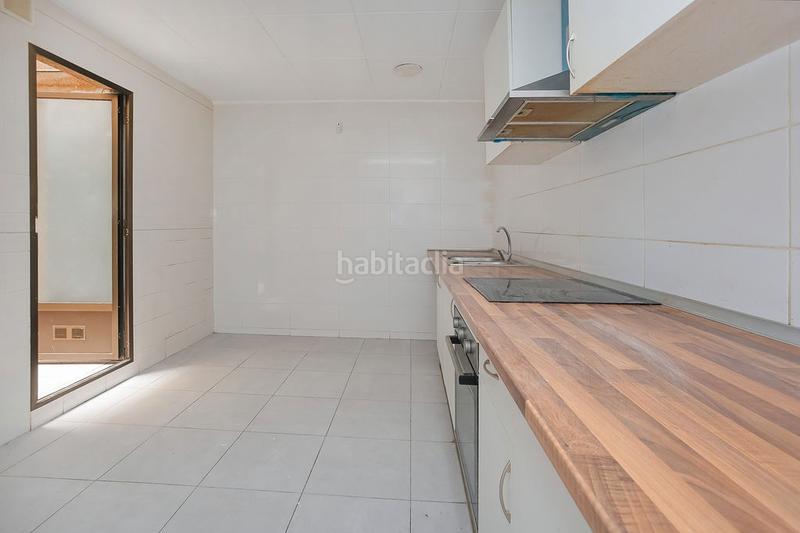 Foto 3970f347-27de-406d-8410-53761d0d8c9a. Pis a Roquetes Barcelona