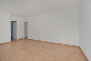 Pis  C/ jaume pinent. Solvia inmobiliaria  piso barcelona