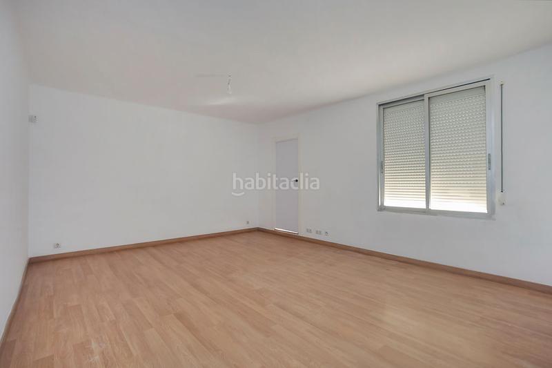 Foto a6923fbb-9096-41b1-a81b-7387928509b5. Pis a Roquetes Barcelona