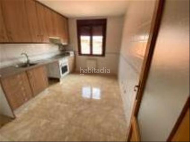 Foto f9da1e64-d287-402a-a9bb-d45abf85927b. Piso solvia inmobiliaria piso en Santa Bárbara Toledo