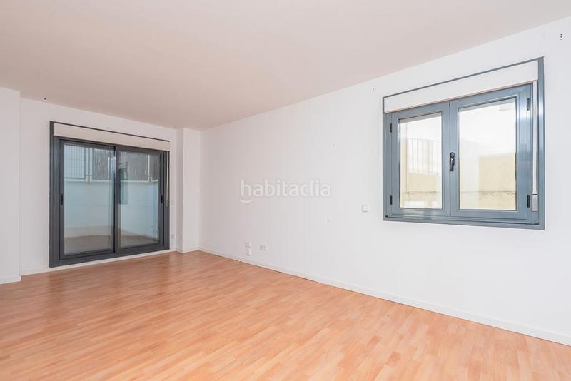 Foto f27cfb8f-644f-4df0-beba-c64aee81221a. Appartamento con riscaldamento parcheggio piscina in Escorial (El)