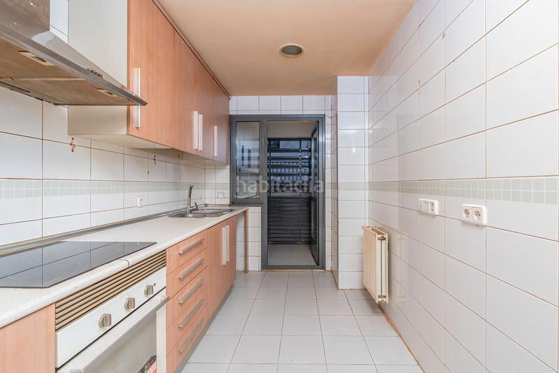 Foto f83fd720-869f-4cd4-b137-6ac4d93fbc21. Appartamento con riscaldamento parcheggio piscina in Escorial (El)