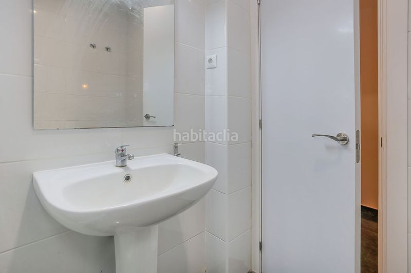 Foto cf526ecb-e5da-4422-a890-a48dfbaca6af. Pis amb aparcament a Zona Esportiva Terrassa