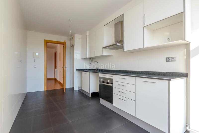 Foto dc751072-fd46-457d-aba4-36a261ddb8f8. Piso solvia inmobiliaria piso en Grado