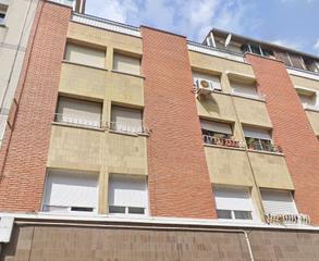 Appartement  C/ ramón estruch. Solvia inmobiliaria  piso sant boi de llobregat