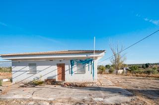 Chalet  Cm del borrajo (pd pagadora 32). Solvia inmobiliaria  chalet independiente alhaurín el grande