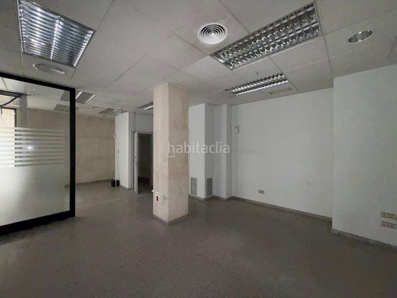 Foto 292c6a88-ad32-4c71-b46a-bc138face6f0. Local comercial a Centre Alzira