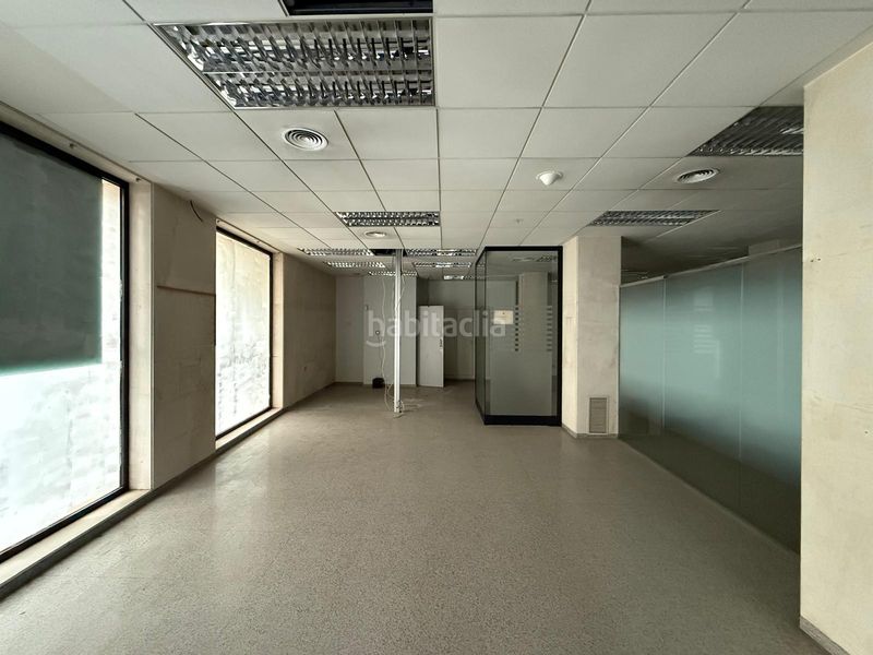 Foto 8725ee1e-5c6d-4459-b384-0092f5b58ec9. Local comercial a Centre Alzira