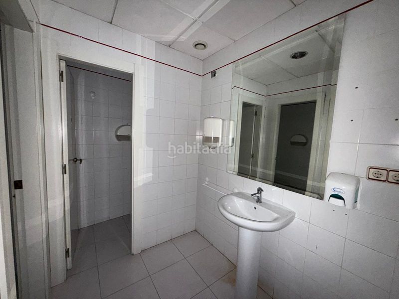 Foto b94ea49d-01a0-44ea-b63b-8d48400d41a2. Local comercial a Centre Alzira