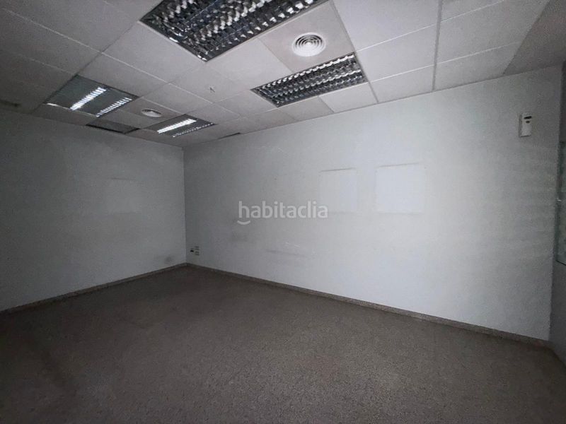 Foto be56427f-8ae9-4b92-b75e-d9db750589ca. Local comercial a Centre Alzira