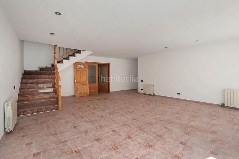 Foto 59e2fbfb-cccb-4629-90b7-6515371af05d. Casa pareada solvia inmobiliaria chalet adosado en Rubí