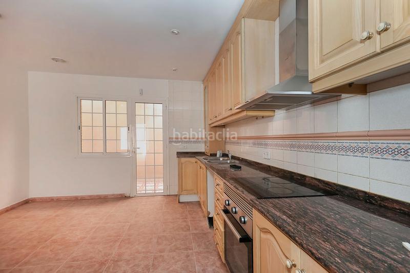 Foto e735a68a-ae51-44e8-a507-c90fcf8945cd. Casa pareada solvia inmobiliaria chalet adosado en Rubí