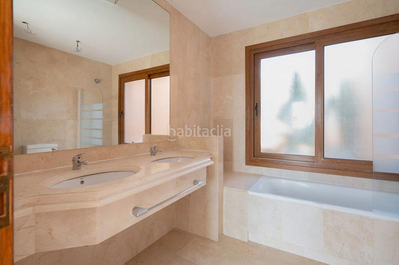 Foto 0dc25c75-d1ce-477a-8c31-4068755f3be8. Doppelhaus mit pool in Riviera del Sol Mijas