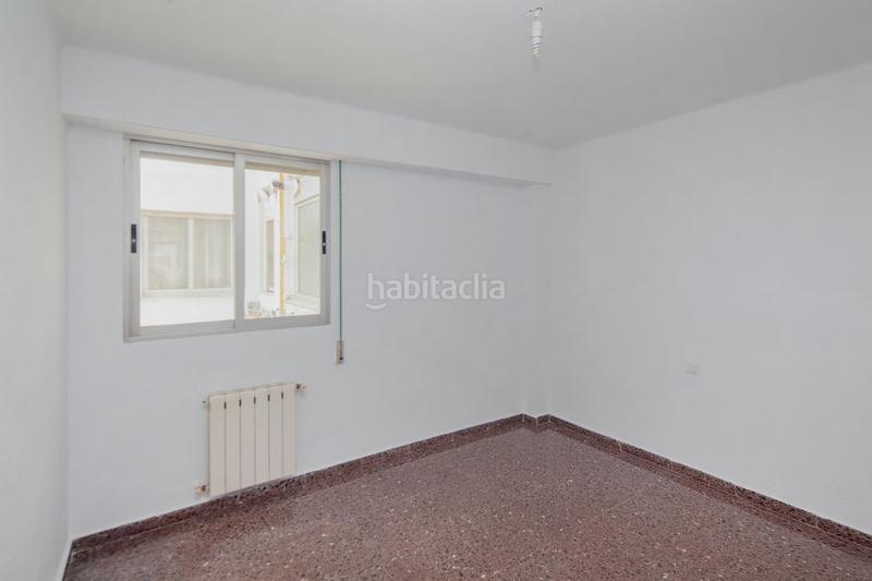 Foto 70a74624-dbb6-41bb-b0fe-0f4ad21bd51f. Appartamento in Barrio Benicalap Valencia